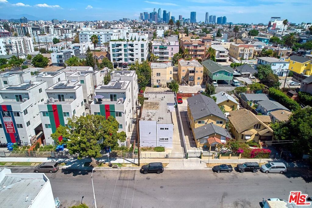 1132 S Oxford Avenue, Los Angeles, CA 90006