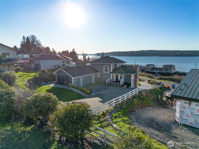 2611 Lemons Beach Road W, University Place, WA 98466
