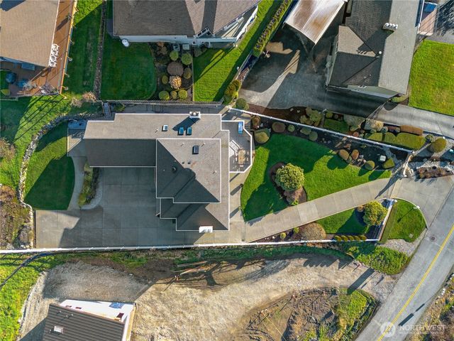 2611 Lemons Beach Road W, University Place, WA 98466