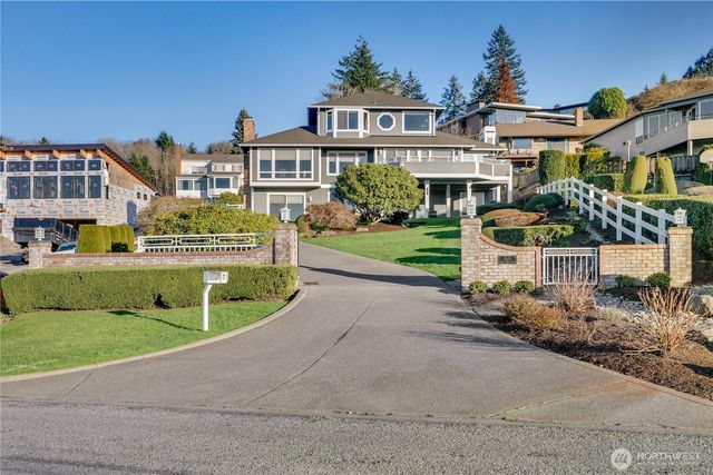 2611 Lemons Beach Road W, University Place, WA 98466