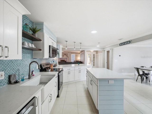 4087 GULF COAST DRIVE, Hernando Beach, FL 34607