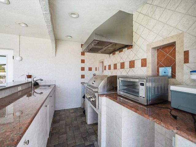 4087 GULF COAST DRIVE, Hernando Beach, FL 34607