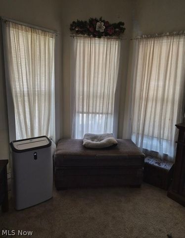 1025 Virginia Ave, Follansbee, WV 26037