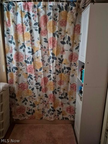 1025 Virginia Ave, Follansbee, WV 26037
