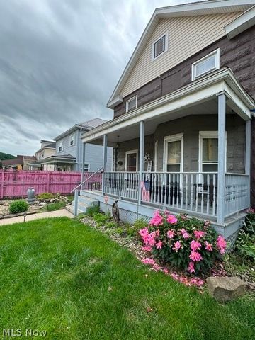 1025 Virginia Ave, Follansbee, WV 26037