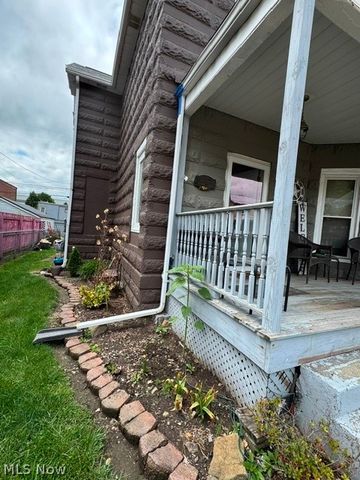 1025 Virginia Ave, Follansbee, WV 26037