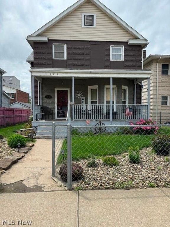 1025 Virginia Ave, Follansbee, WV 26037