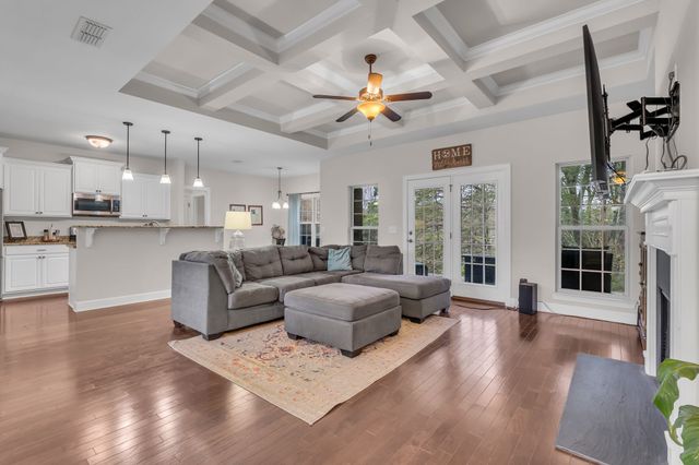 123 Saltville Ct, Smyrna, TN 37167