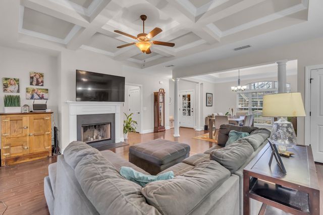 123 Saltville Ct, Smyrna, TN 37167