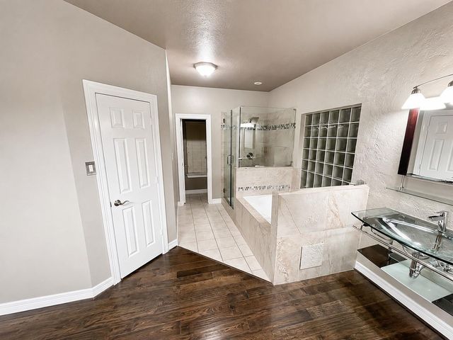 16522 Champions Cove Circle, Spring, TX 77379