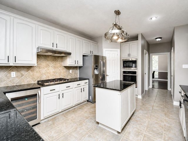 16522 Champions Cove Circle, Spring, TX 77379
