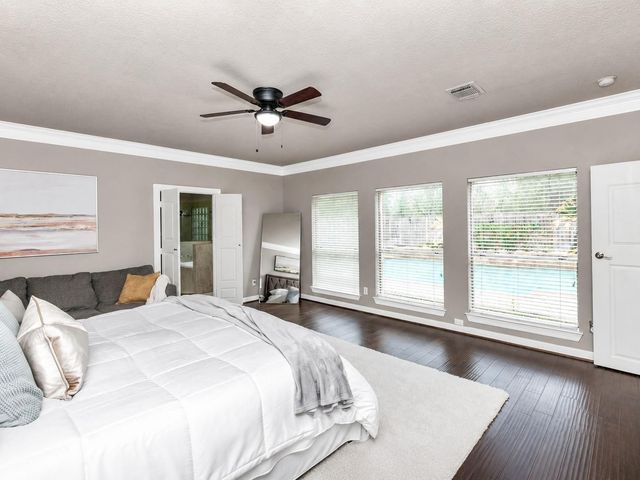16522 Champions Cove Circle, Spring, TX 77379