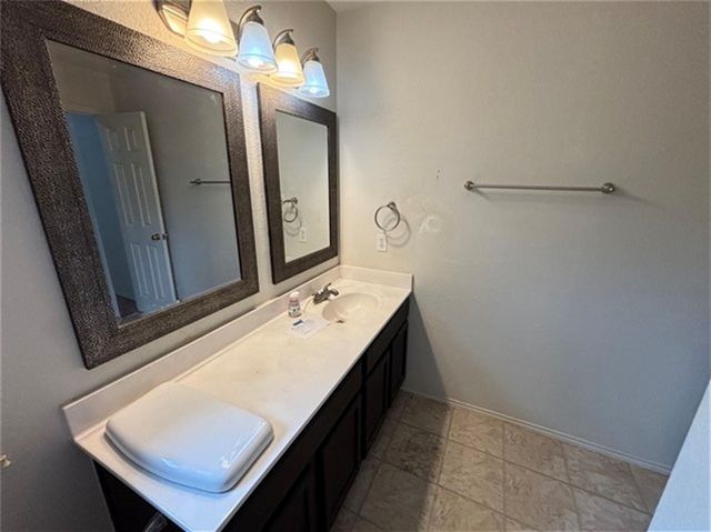 12828 Starbrimson TRL, Elgin, TX 78621