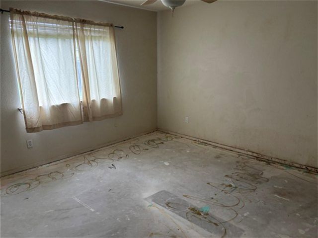12828 Starbrimson TRL, Elgin, TX 78621