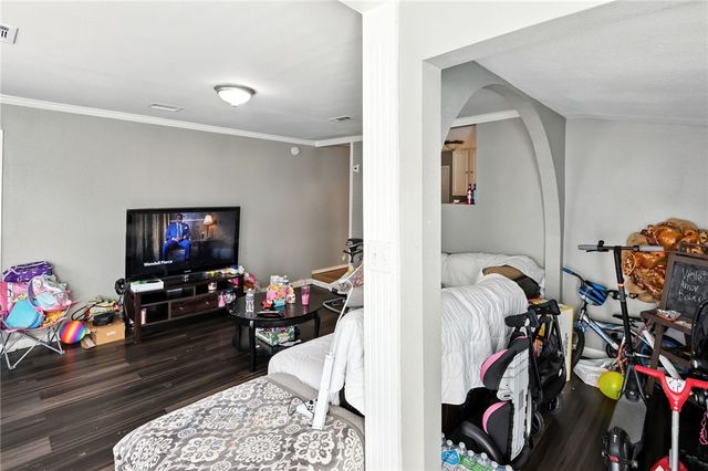 707 S 7th Street, Rogers, AR 72756