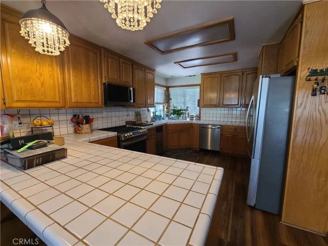 27457 Oakwood, Lake Arrowhead, CA 92352
