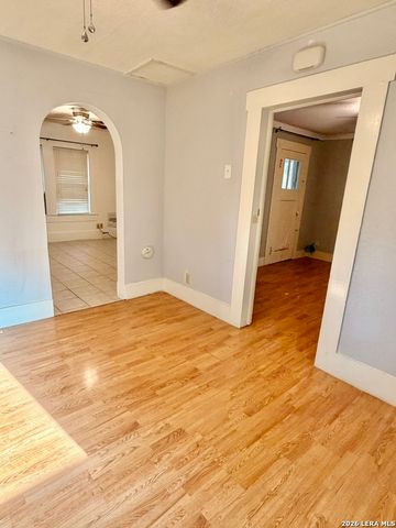 511 Torreon, San Antonio, TX 78207
