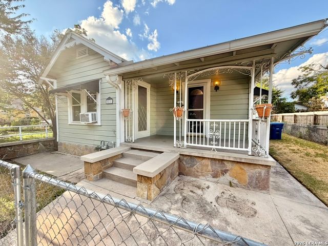 511 Torreon, San Antonio, TX 78207