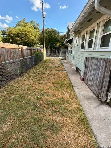 511 Torreon, San Antonio, TX 78207
