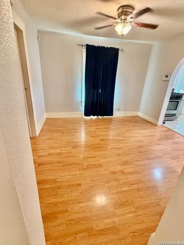 511 Torreon, San Antonio, TX 78207