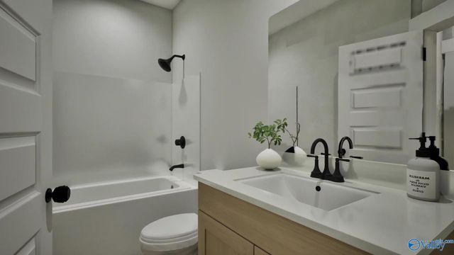 13678 Continental Road, Athens, AL 35613