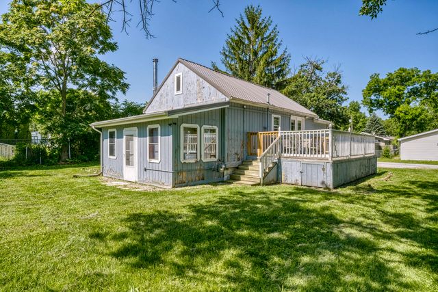 141 N John Street, Crown Point, IN 46307