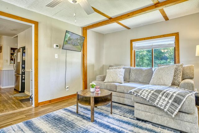 141 N John Street, Crown Point, IN 46307