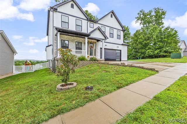 1409 Burrwyck Lane, Herculaneum, MO 63048