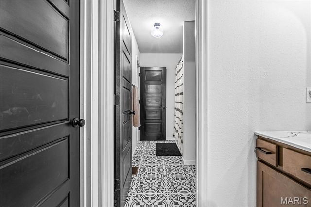 1409 Burrwyck Lane, Herculaneum, MO 63048
