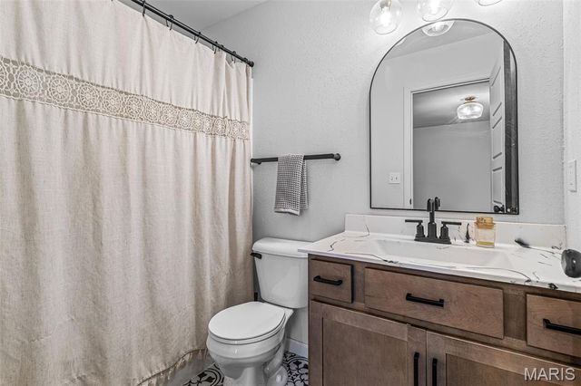 1409 Burrwyck Lane, Herculaneum, MO 63048