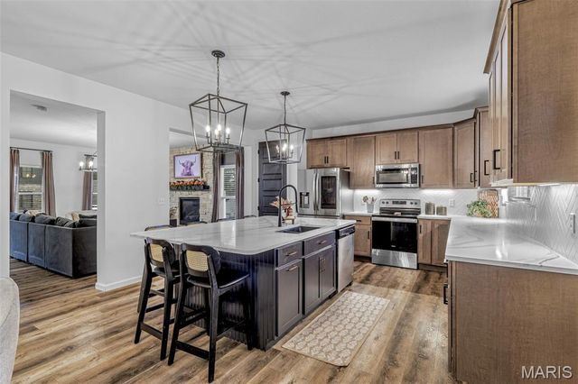 1409 Burrwyck Lane, Herculaneum, MO 63048