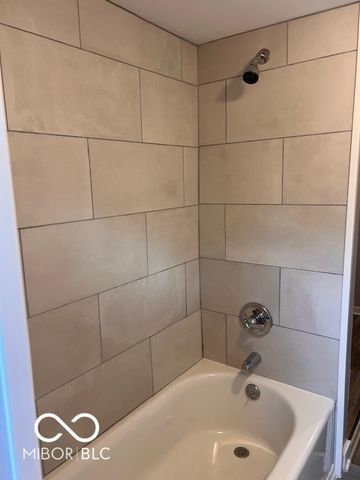 609 Woodruff Place Middle Drive, Indianapolis, IN 46201