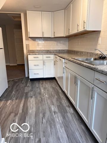 609 Woodruff Place Middle Drive, Indianapolis, IN 46201