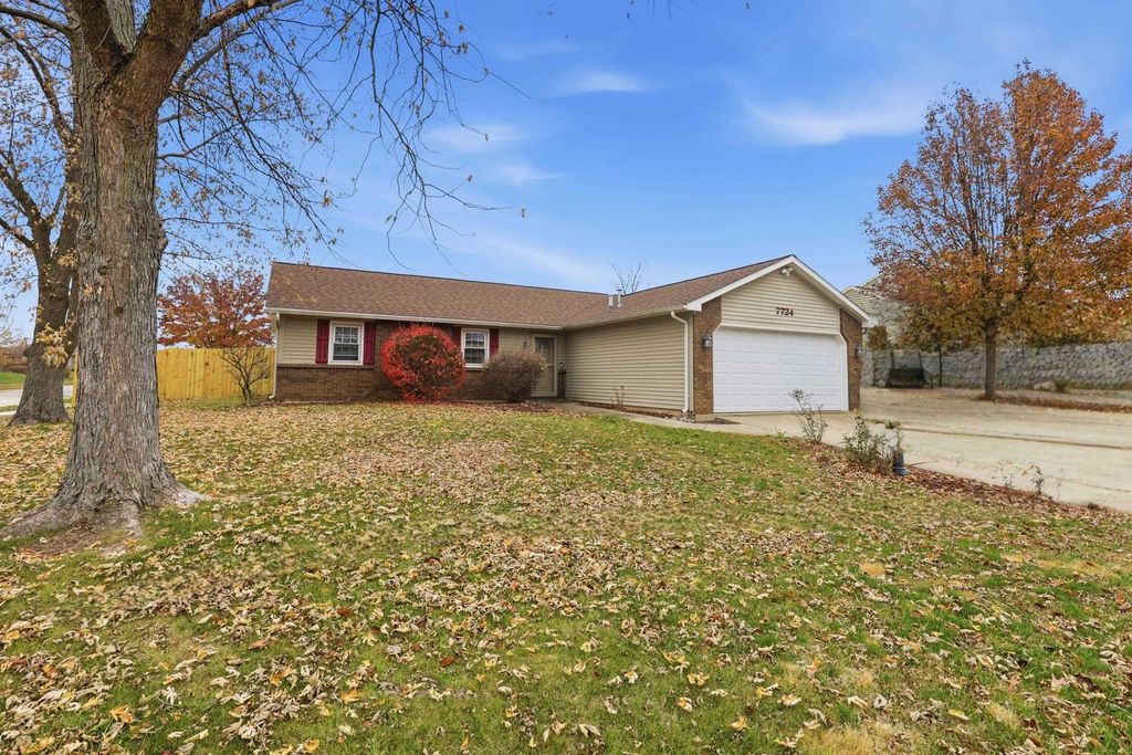7724 Brookfield Drive, Fort Wayne, IN 46835