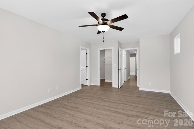 337 N Hoskins Road, Charlotte, NC 28216