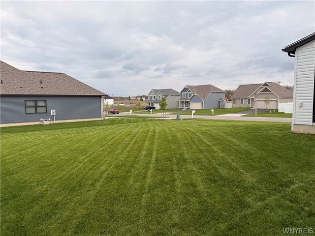 3802 Howard Road, Hamburg, NY 14075