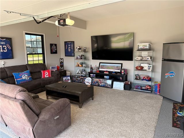 3802 Howard Road, Hamburg, NY 14075