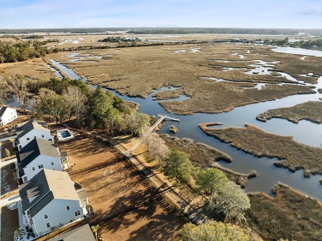 1037 Saltwater Circle, Johns Island, SC 29455