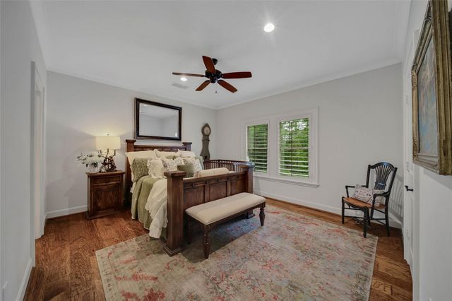 79 N Gary Glen Circle, The Woodlands, TX 77382