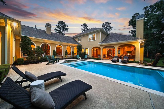 79 N Gary Glen Circle, The Woodlands, TX 77382