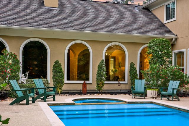 79 N Gary Glen Circle, The Woodlands, TX 77382