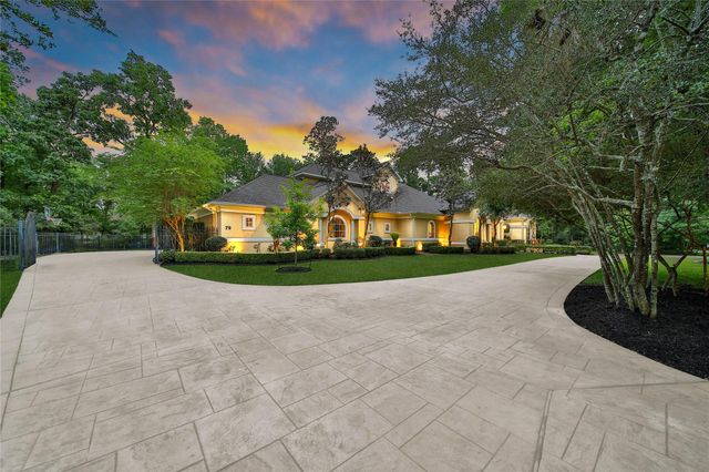 79 N Gary Glen Circle, The Woodlands, TX 77382