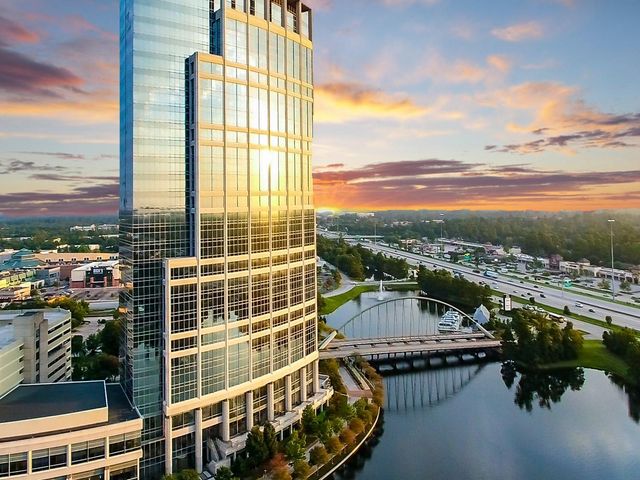 79 N Gary Glen Circle, The Woodlands, TX 77382