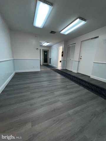 10134-C COLVIN RUN RD #C, Great Falls, VA 22066