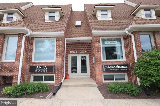 10134-C COLVIN RUN RD #C, Great Falls, VA 22066