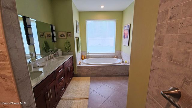 432 Pintail Dr, Bonners Ferry, ID 83805