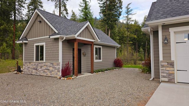 432 Pintail Dr, Bonners Ferry, ID 83805