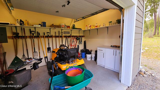 432 Pintail Dr, Bonners Ferry, ID 83805