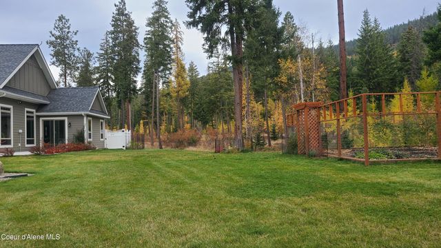 432 Pintail Dr, Bonners Ferry, ID 83805