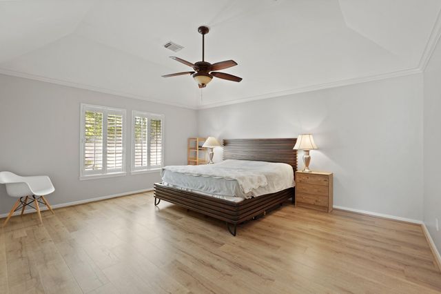 17710 Noble Oak Court, Houston, TX 77095